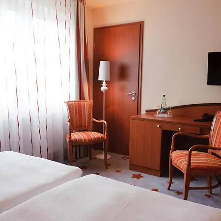 Hotell Stadthotel Stern 4*