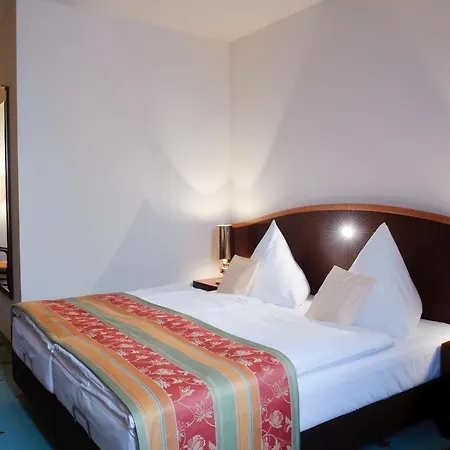 Stadthotel Stern Hotell 4*