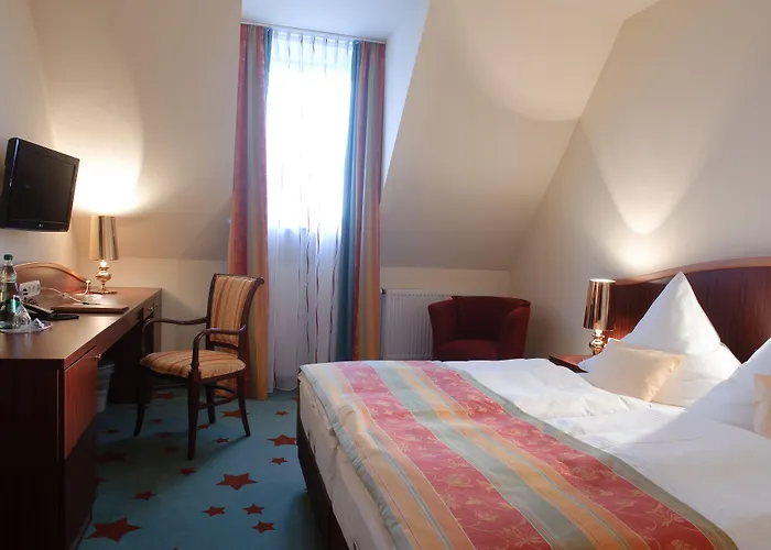 Stadthotel Stern Отель Висмар